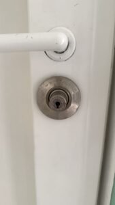 🔑 Changement de cylindre Laperche à Belfort : notre intervention sur-mesure 2 cylindre Laperche serrure carenée